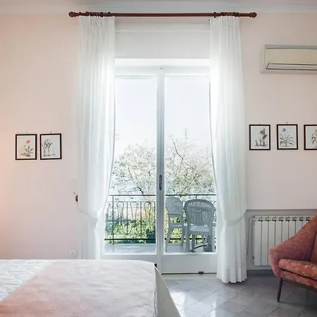 Donna Elisa * Sorrente