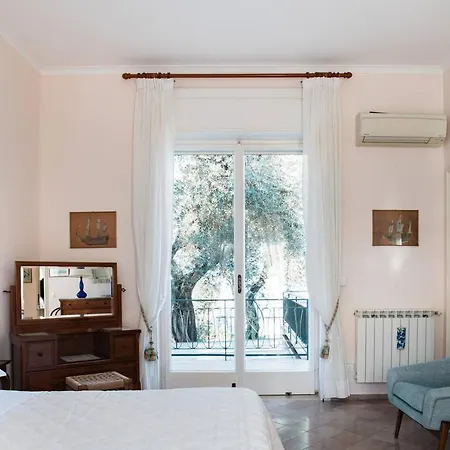 Villa Donna Elisa *