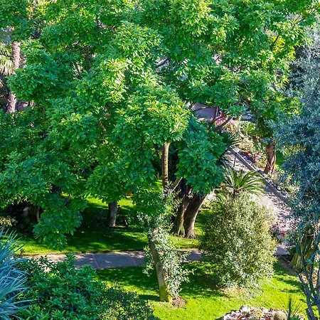 Donna Elisa Sorrento